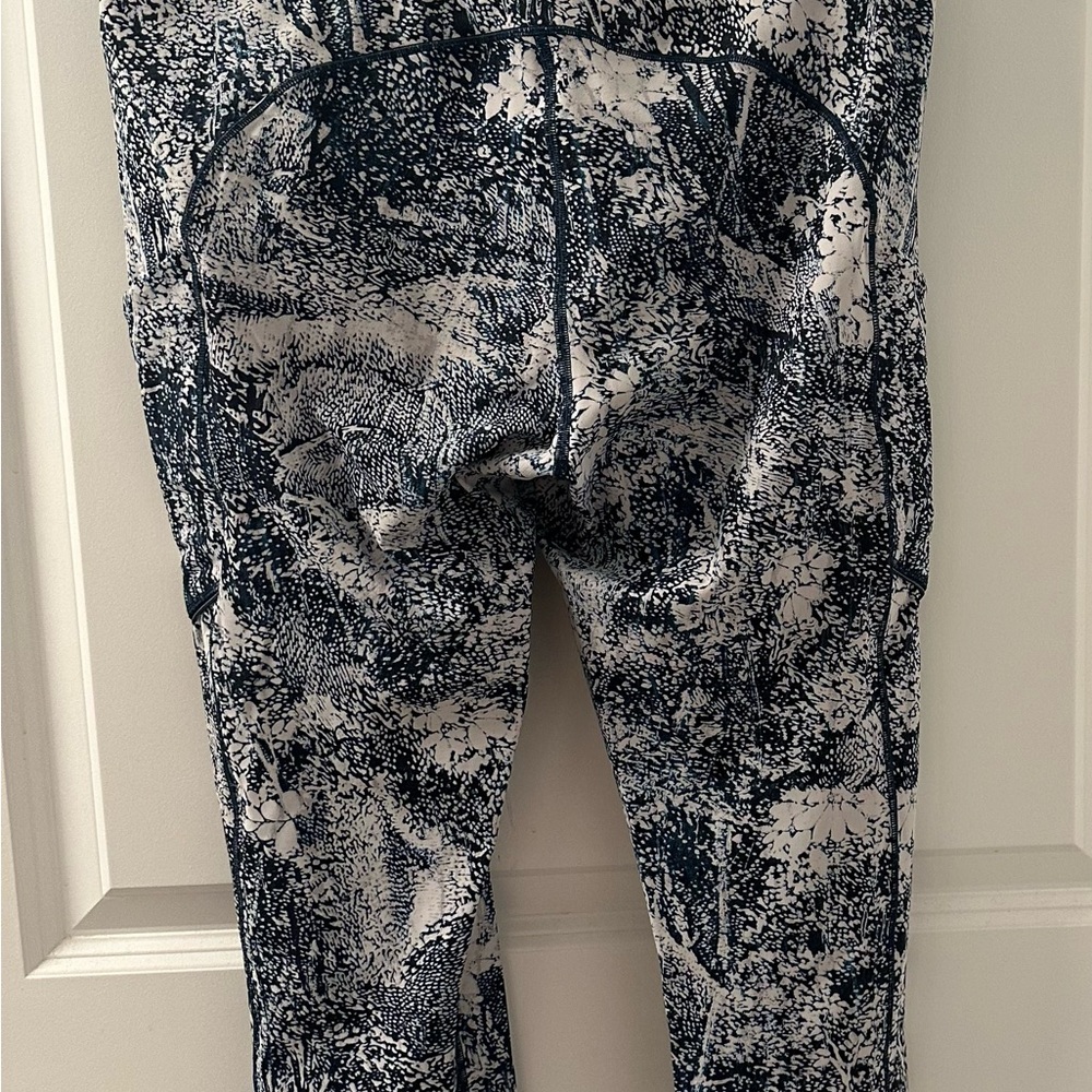 Lululemon Speed Up Full On Luxtreme Tights | Wildwood Multi Print | 10 - Picture 2 of 3